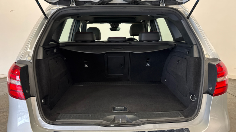 Mercedes-Benz B-Class B180d AMG Line Premium Plus 5dr Auto Diesel Hatchback